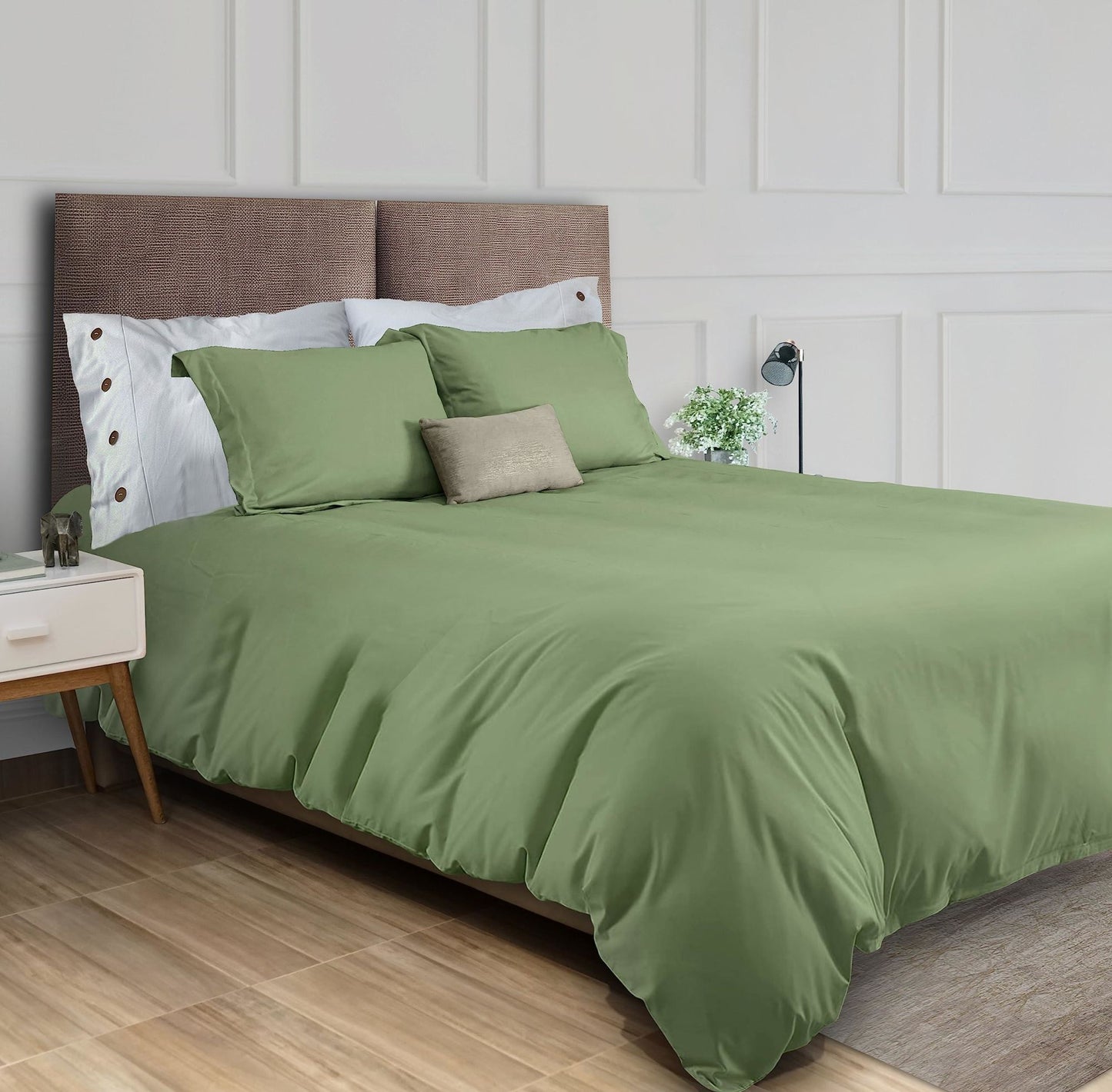 Sage Green Duvet Cover Queen Size Microfiber Duvet Cover with Zipper Duvet Cover Set with 2 Pillow Shams Luxury Soft Comforter Cover Queen Size 90 x 90 | Comforter Not Included