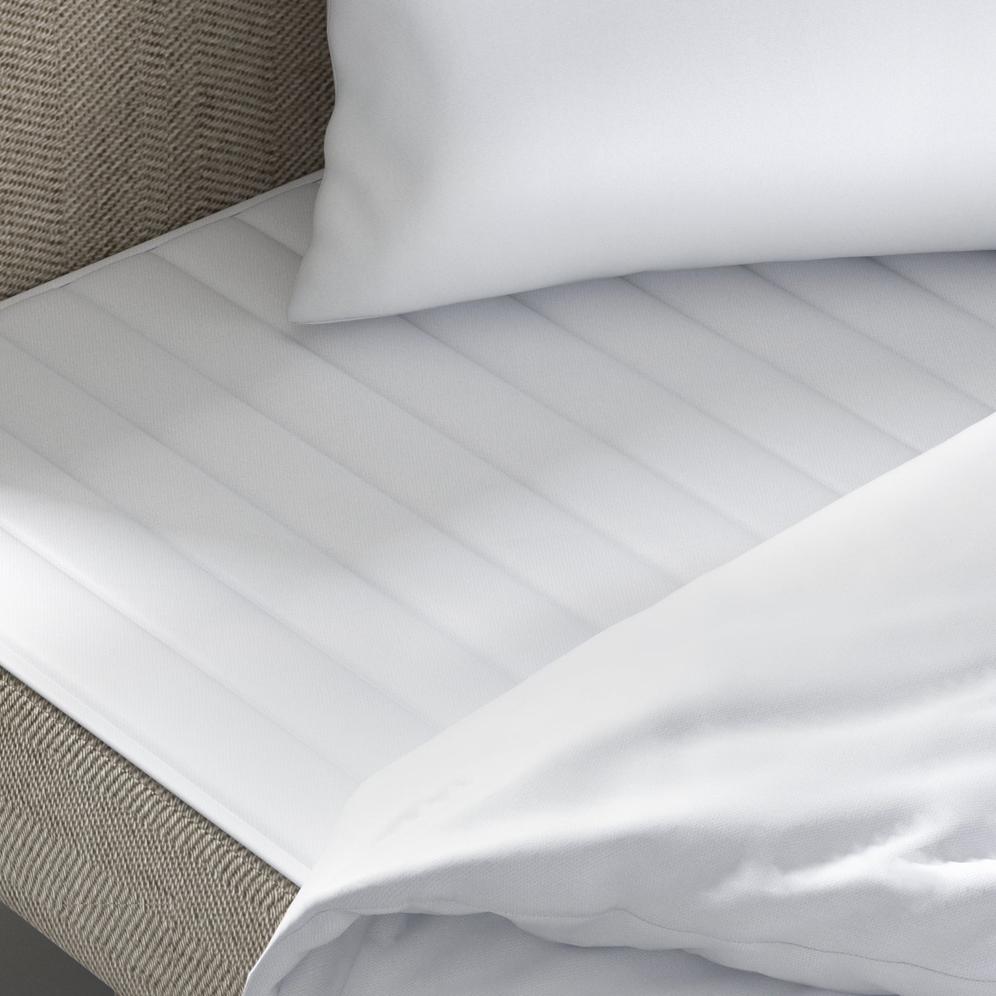 Mattress Pad Ultra-Soft Microfiber Waterproof Sofa Bed Mattress Pad