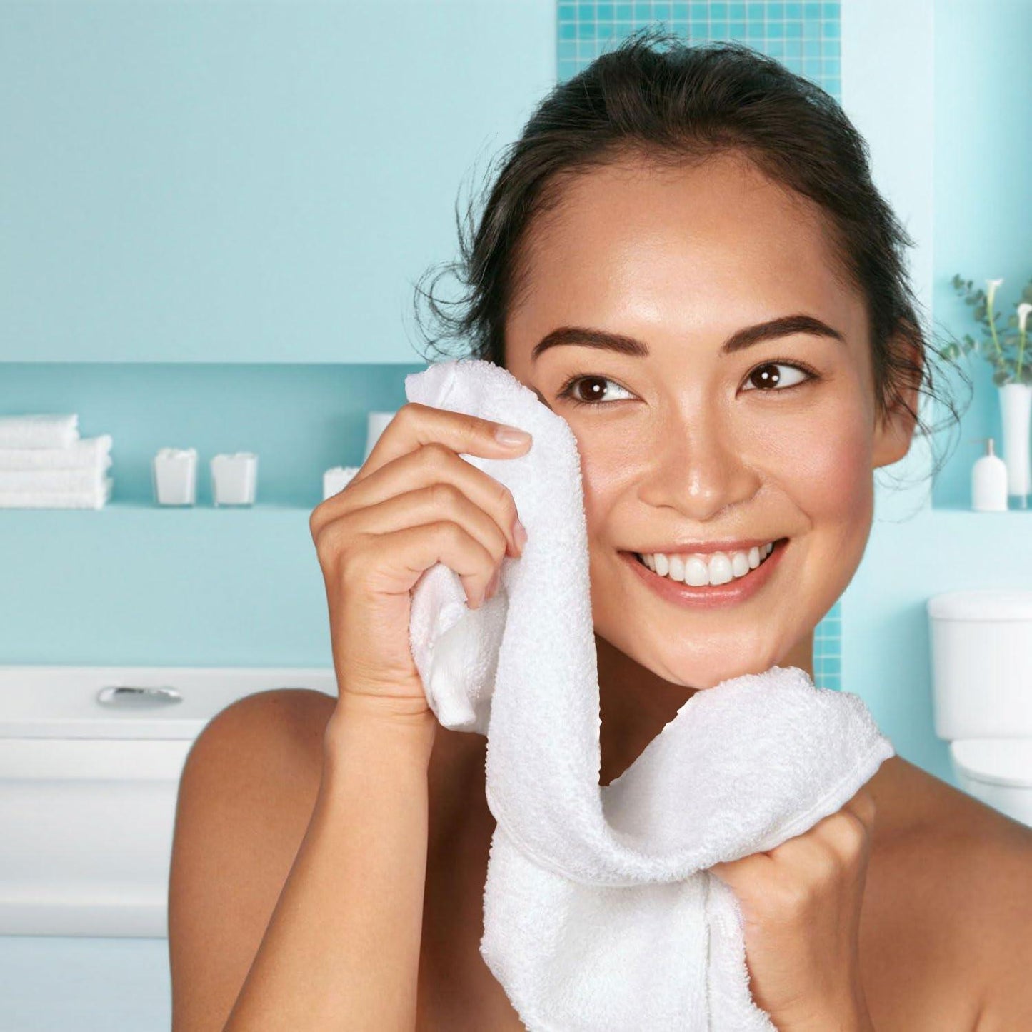 24 Pack White Washcloths for Body and Face Towel Cotton Wash Cloths Bulk Flannel Spa Fingertip Wash Clothes 12x12 Inch Soft Absorbent Gym Towels